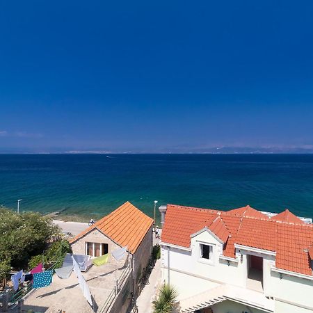 Taverna & Rooms Sutivan Bagian luar foto